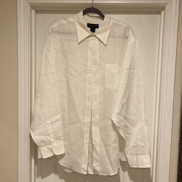 BROOKS BROTHERS
Irish linen white shirt Size XL - Picture 4 of 10